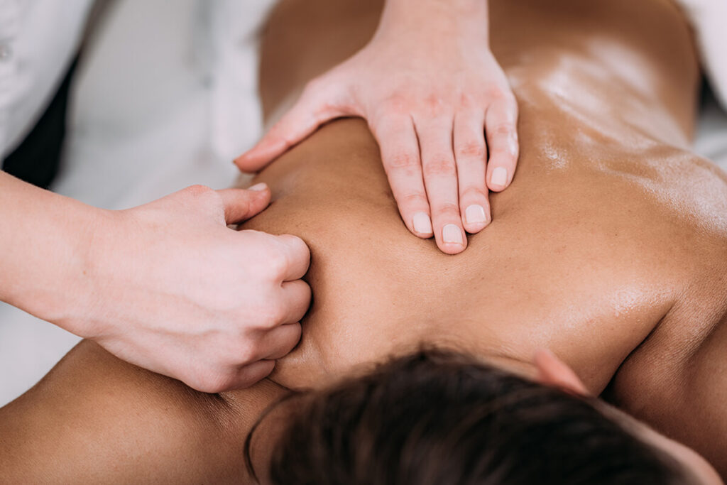 Specialisatie rug - nek en schouder massage | Massagestudio Soest
